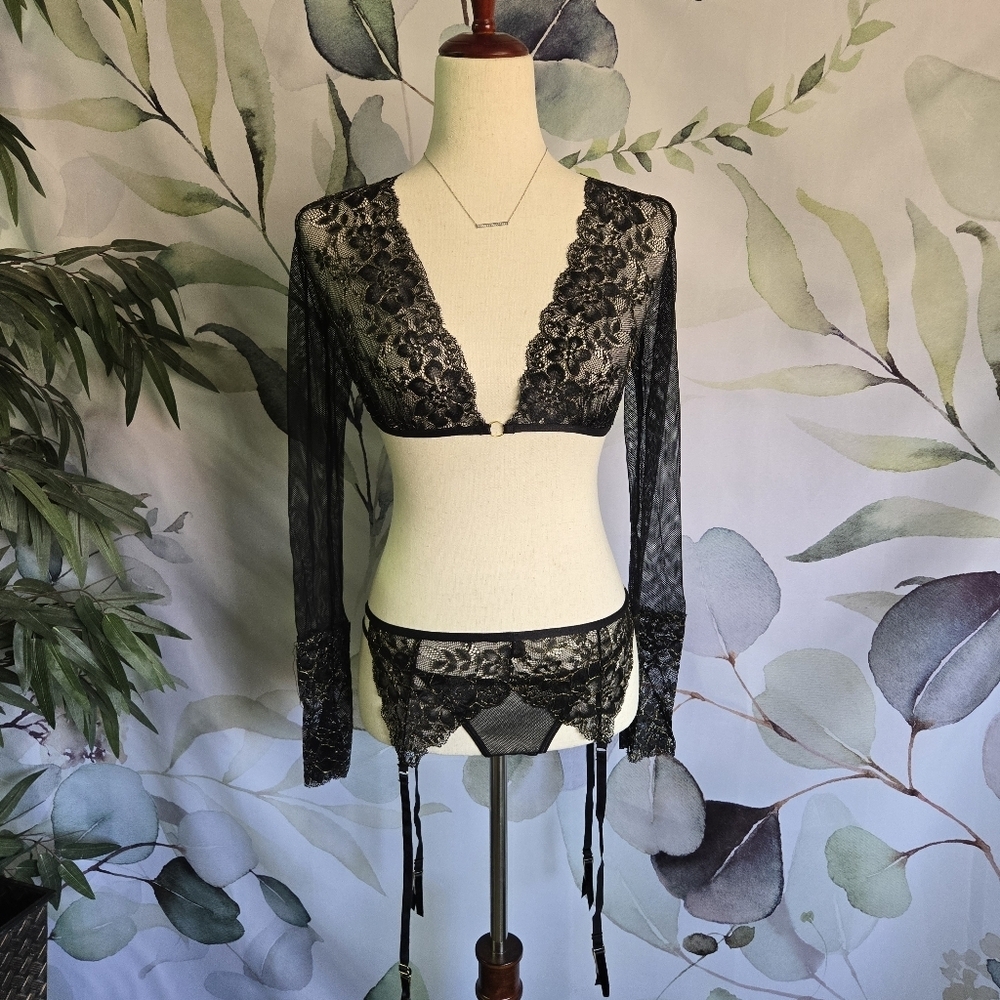 DREAMGIRL | Delicate & Demure Bralette Set in Black sz S - Picture 4 of 12